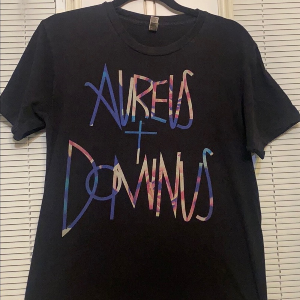 Dominus Aureus AA Tee